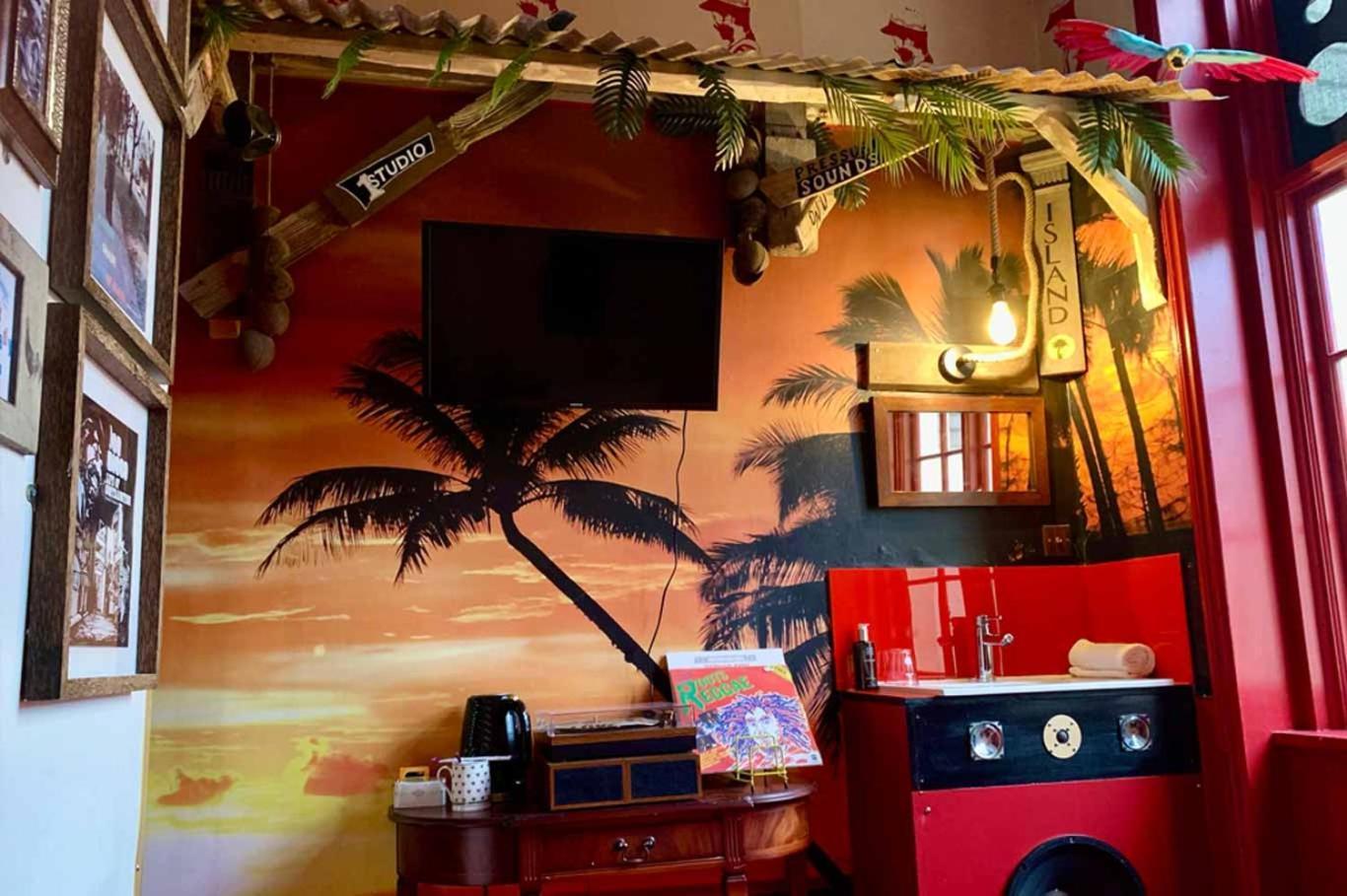 Hotel Pelirocco Brighton Екстериор снимка