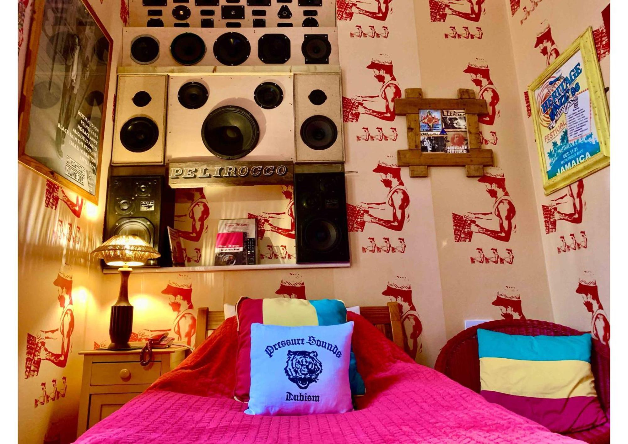 Hotel Pelirocco Brighton Екстериор снимка